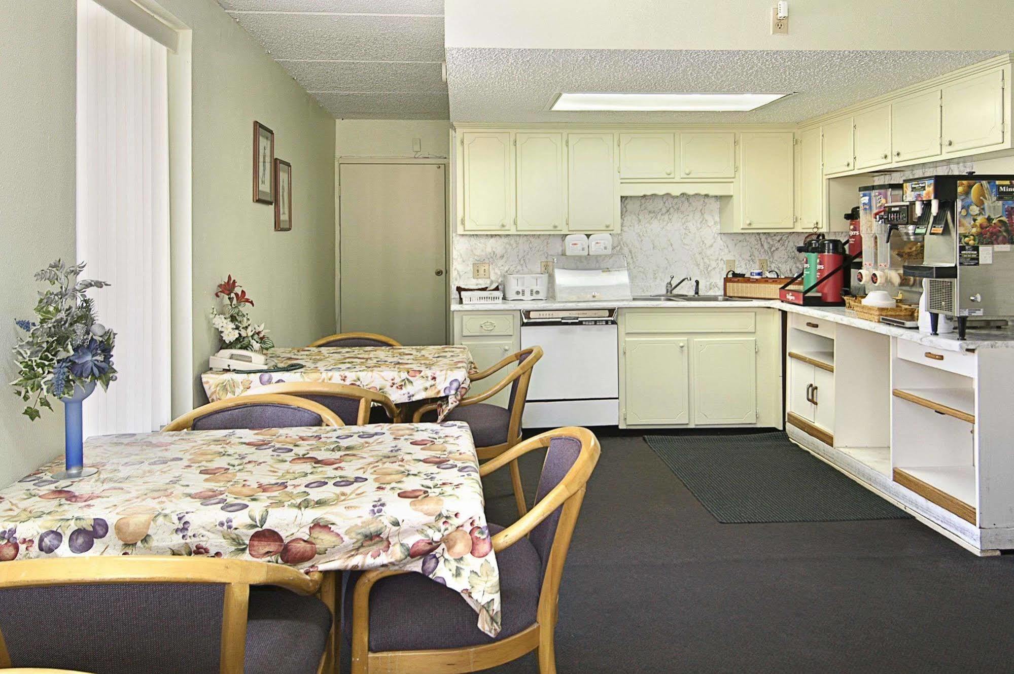Days Inn By Wyndham Hurricane Mills Restaurante foto